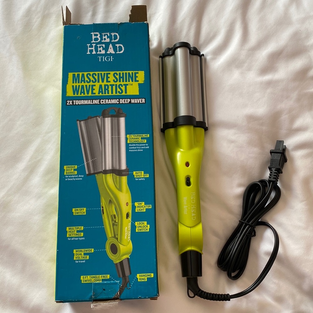 NEW BedHead TIGI Massive Shine Wave Artist
